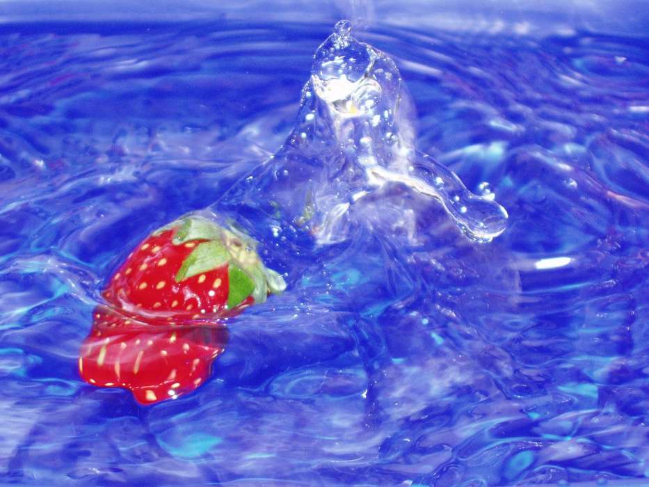 Food,Fruits,Strawberry,Water