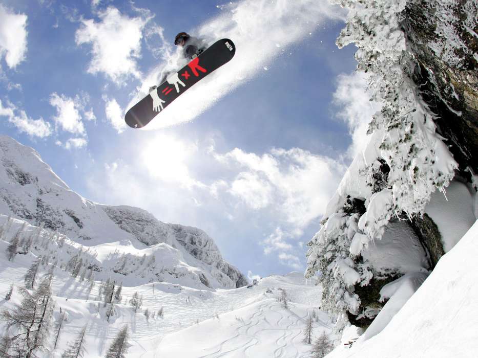 Snowboarding,Sports