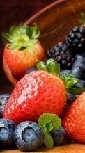 Scaricare immagine Food, Bilberries, Fruits, Berries, Strawberry sul telefono gratis.